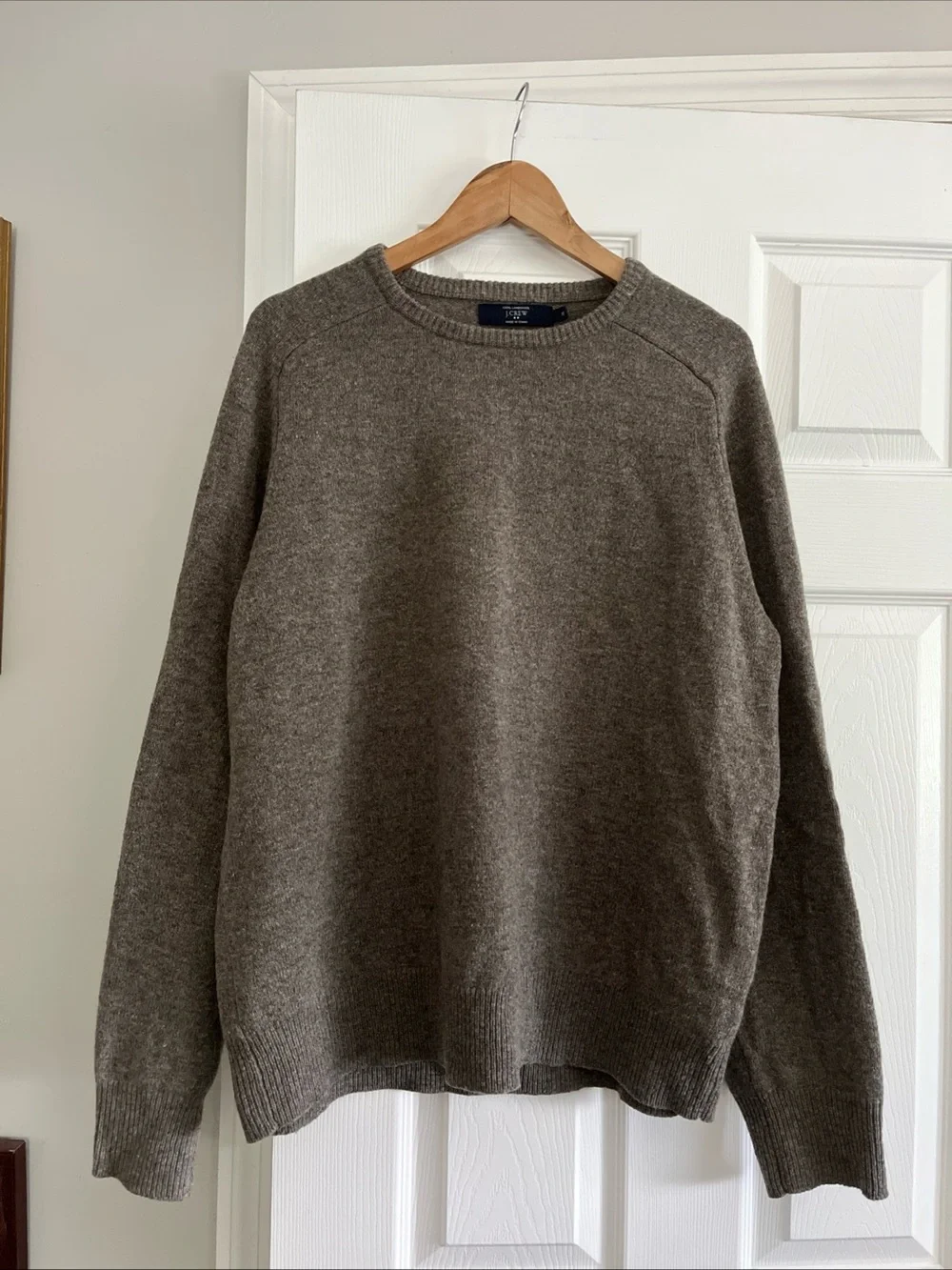 J.Crew 100% LambsWool Men's Grey Brown Crewneck knit Sweater